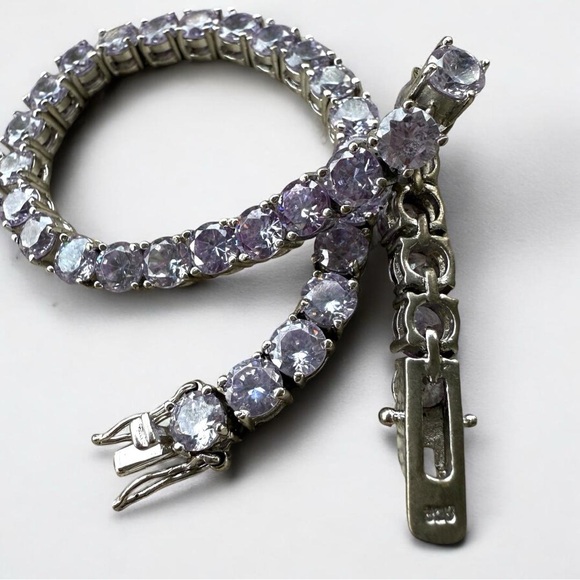 Elegant Silver Tennis Bracelet - Picture 16 of 17